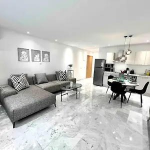Gauthier Living By Shortstaycasa 1bed Or 2beds - The Heart Of Town شقة
